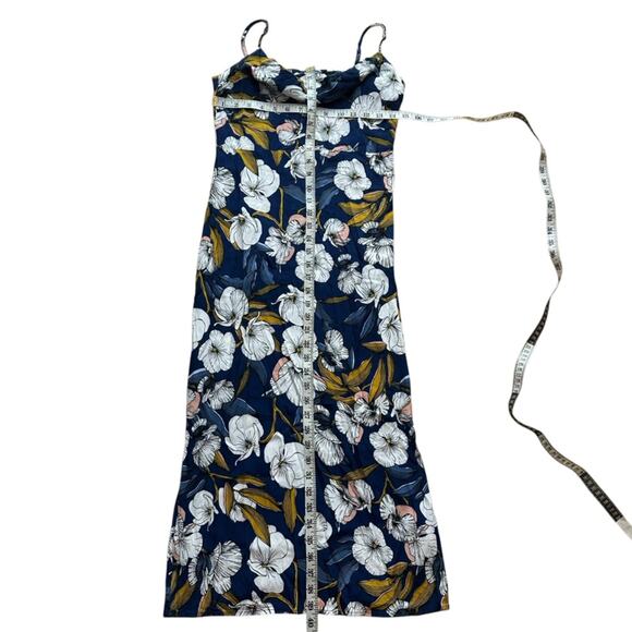 MINKPINK Blue Floral Midi Dress - Picture 9 of 9